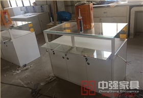 優(yōu)質(zhì)展柜制作