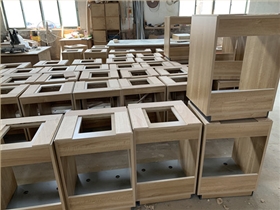 常州食品展示柜是什么材質做的呢