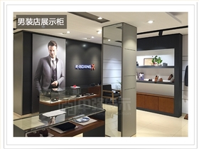 一般定制服裝專賣店展柜價格貴不貴呢