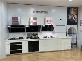 中強比較常見的幾種展柜設計制作方法