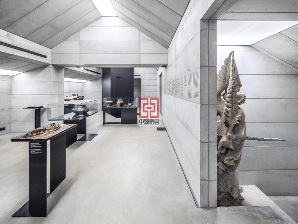 奧洛穆茨總教區(qū)博物館閣樓展覽廳捷克_1