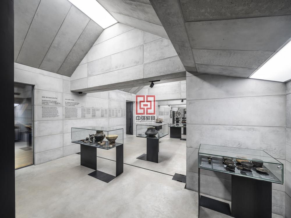 奧洛穆茨總教區(qū)博物館閣樓展覽廳捷克_3