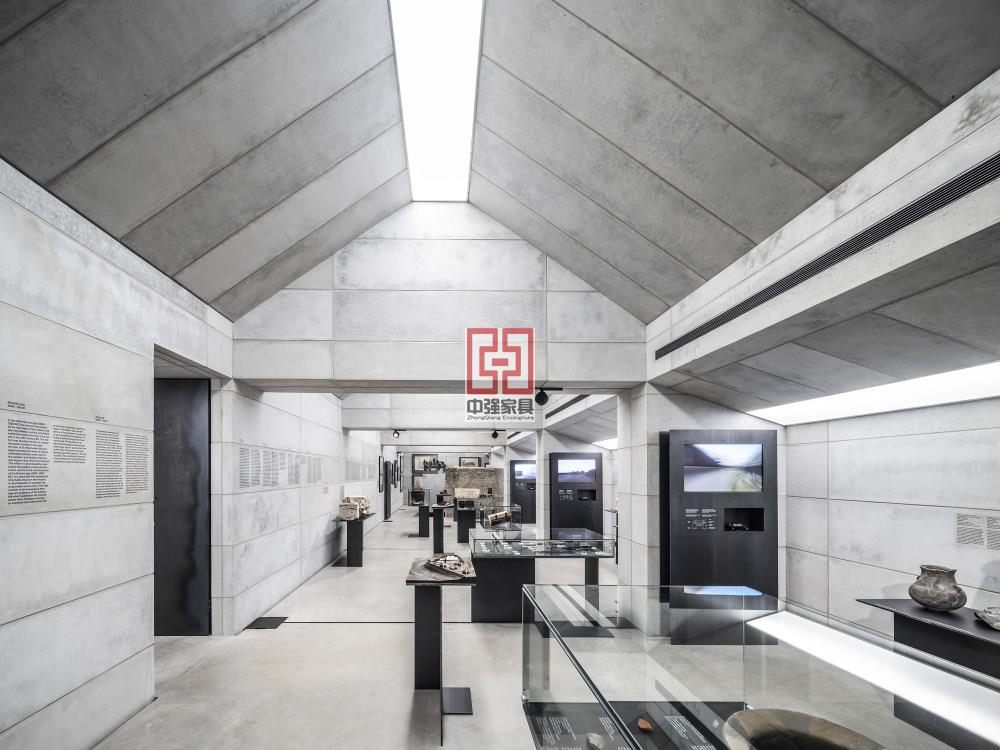 奧洛穆茨總教區(qū)博物館閣樓展覽廳捷克_12