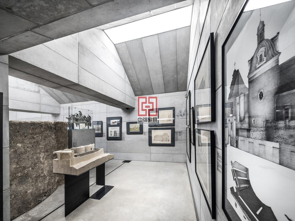 奧洛穆茨總教區(qū)博物館閣樓展覽廳捷克_17