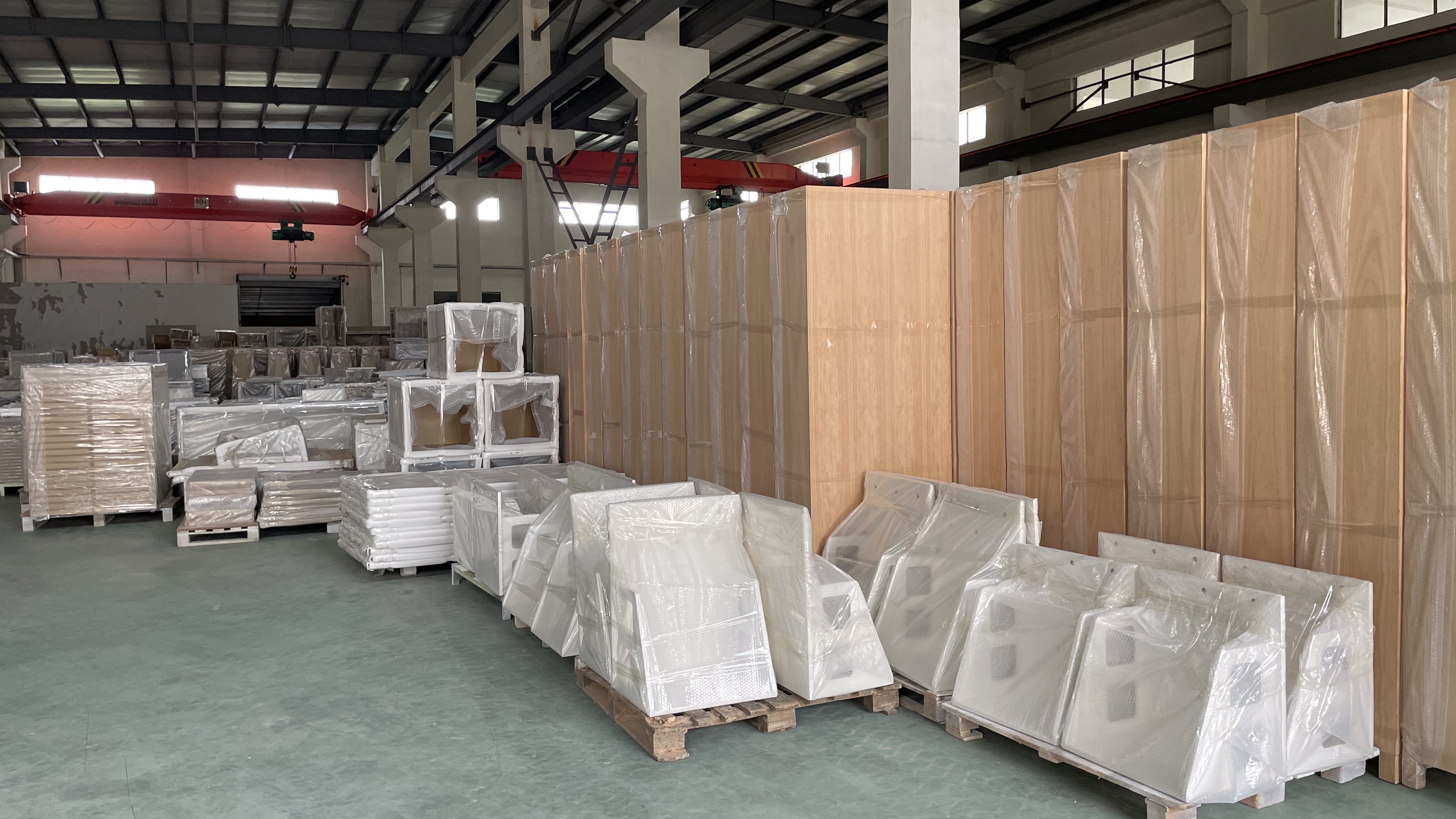 中強家具生產(chǎn)車間