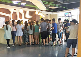 中強(qiáng)家具公司活動展示