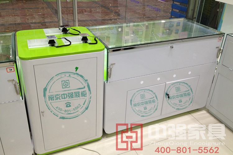 手機展柜制作
