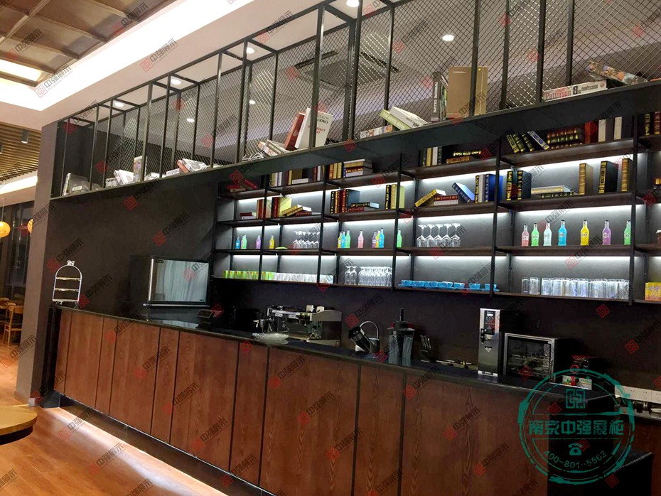 咖啡休息區書架