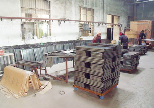 為什么制作一模一樣的展示柜價格卻不一樣