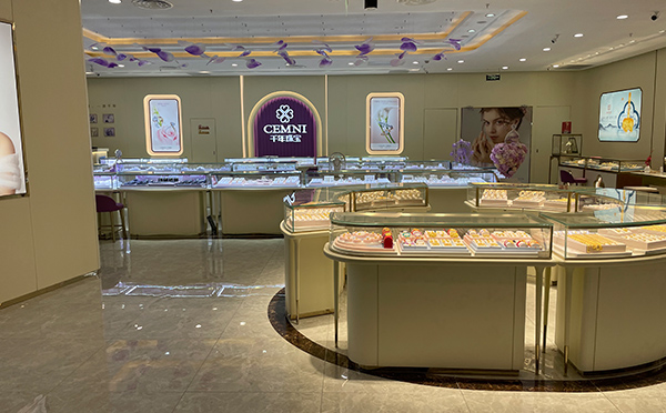 杭州定制珠寶展柜有哪些問題要注意