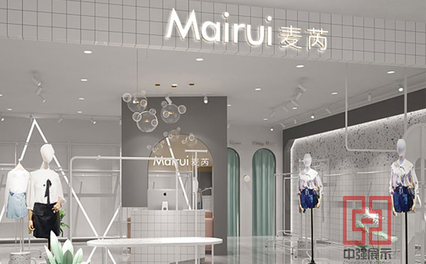 服裝展柜定制需要注意的事項