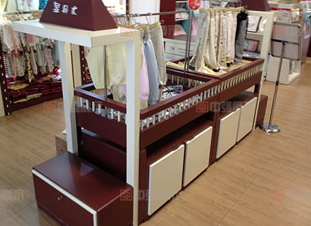 南京服裝展柜定制男裝展示柜女裝柜臺(tái)定制廠家