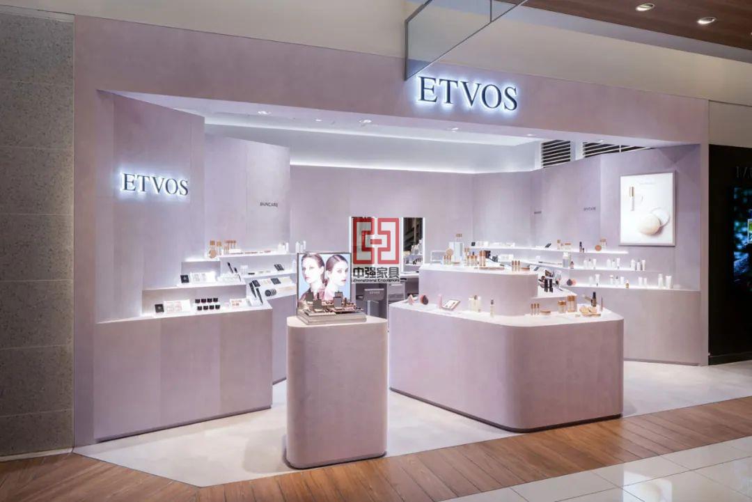 大阪店打破邊界重新定義化妝品零售空間_1