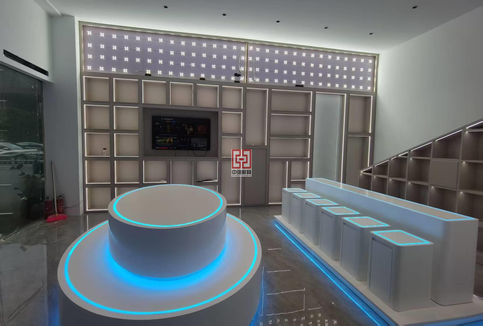 烤漆展柜定制，異形展柜定制廠家